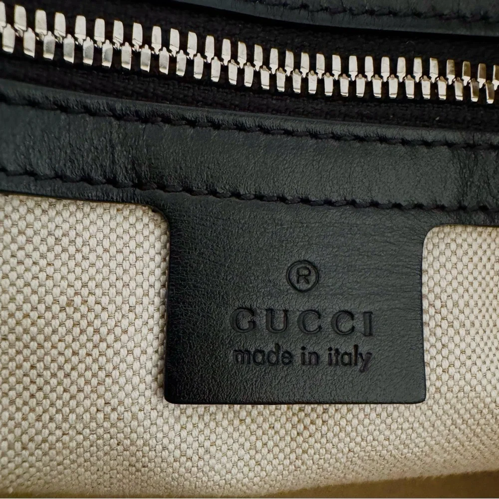 Gucci GG Embossed Leather Briefcase (Large Size)-Excellent Condition